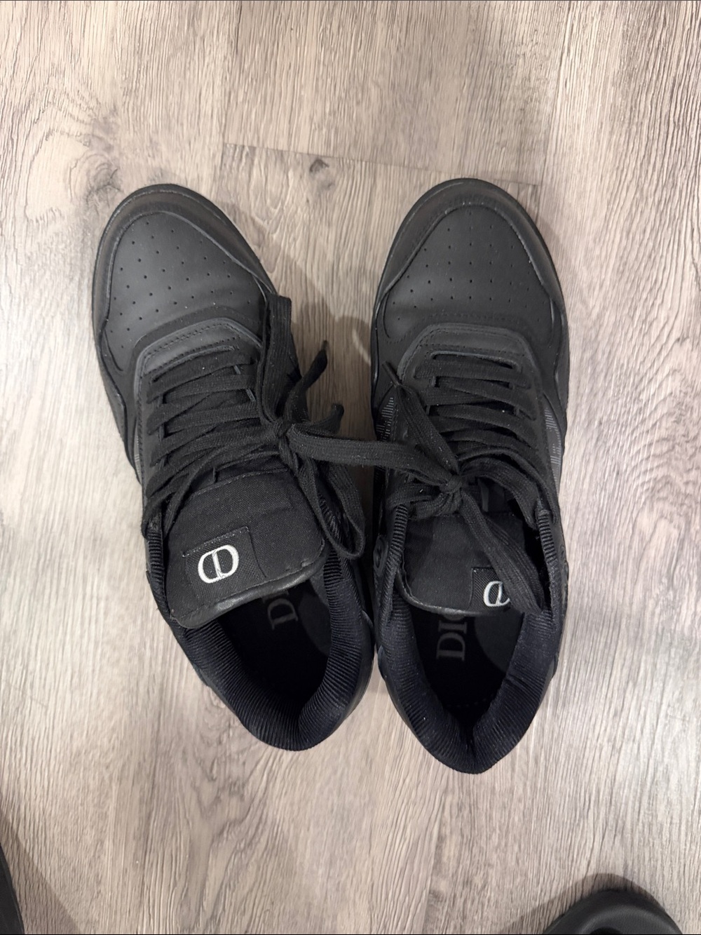 Dior Men's Black Low-Top Logo Sneakers